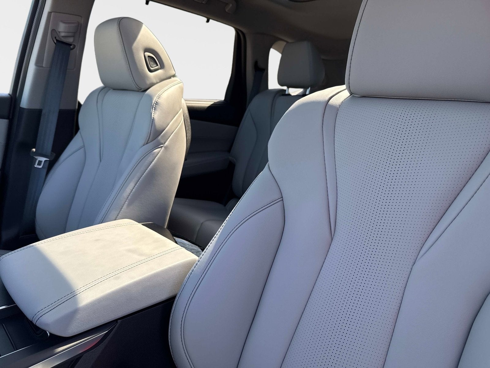 2026 Acura MDX w/Technology Package