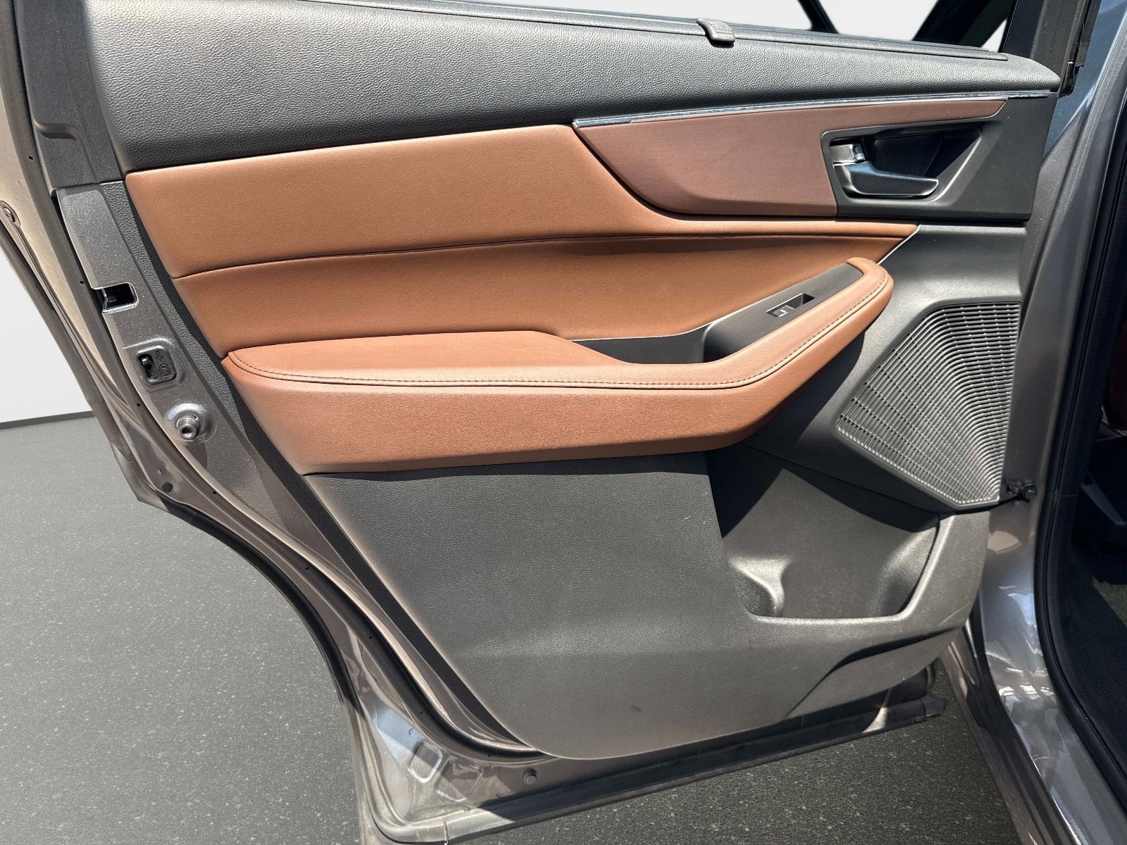 2023 Acura MDX w/Technology Package