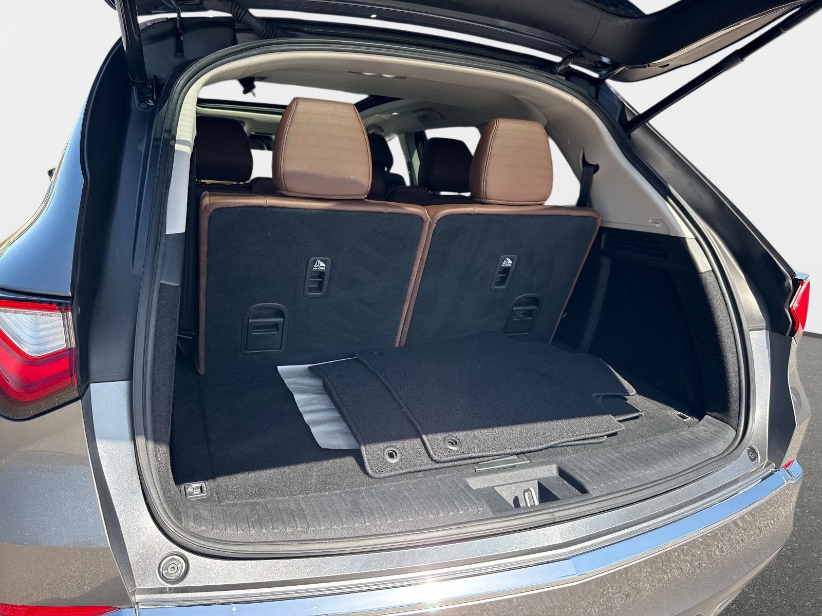 2023 Acura MDX w/Technology Package