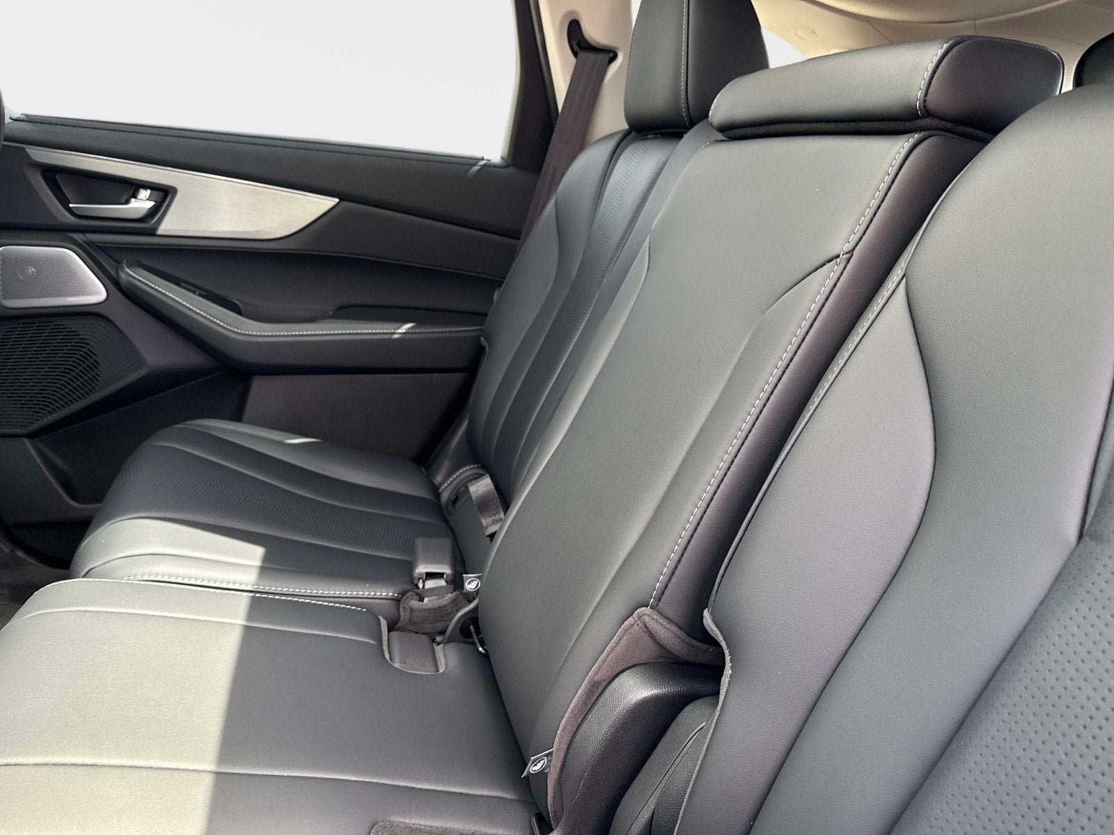 2025 Acura MDX w/Technology Package