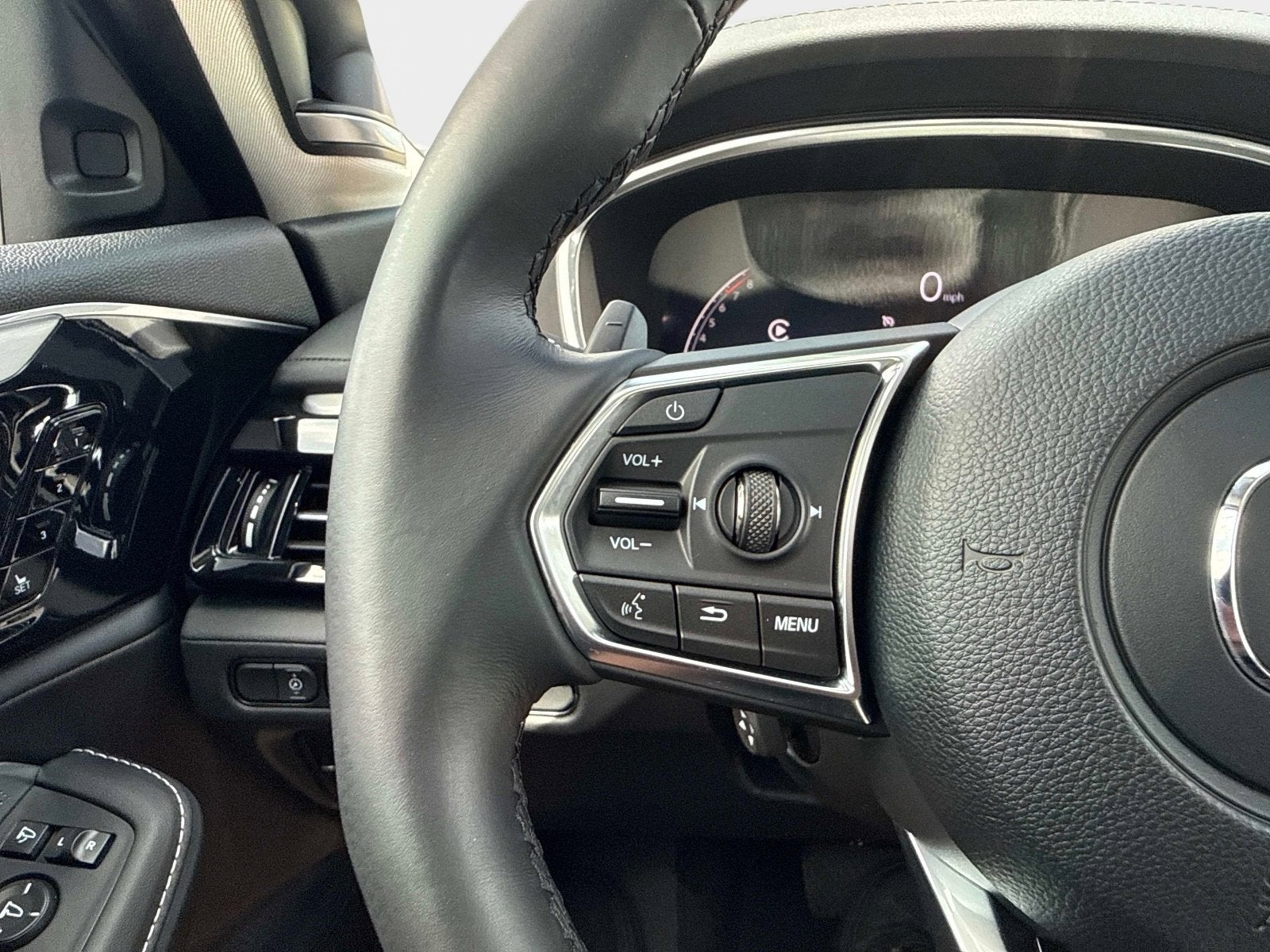 2025 Acura MDX w/Technology Package