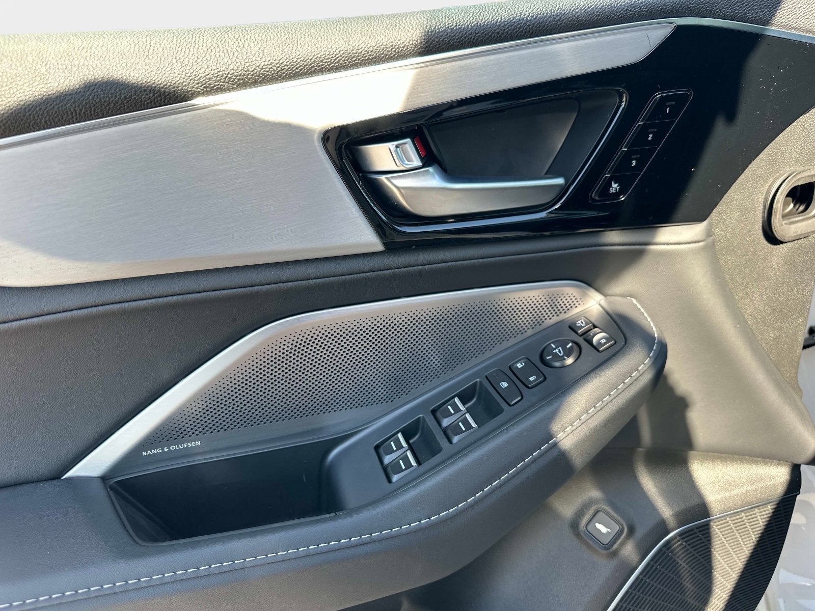 2026 Acura MDX w/Technology Package