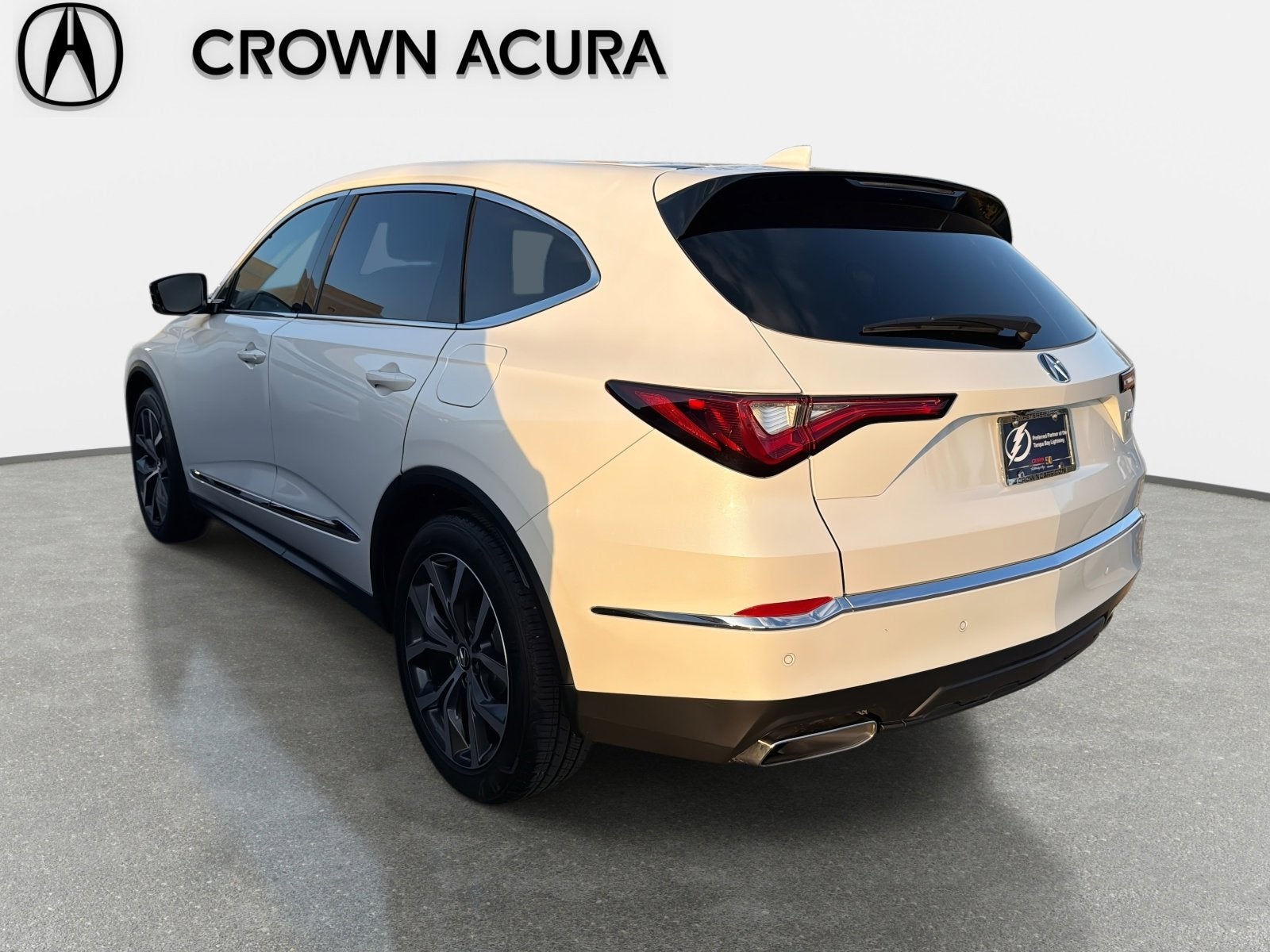 2023 Acura MDX w/Technology Package