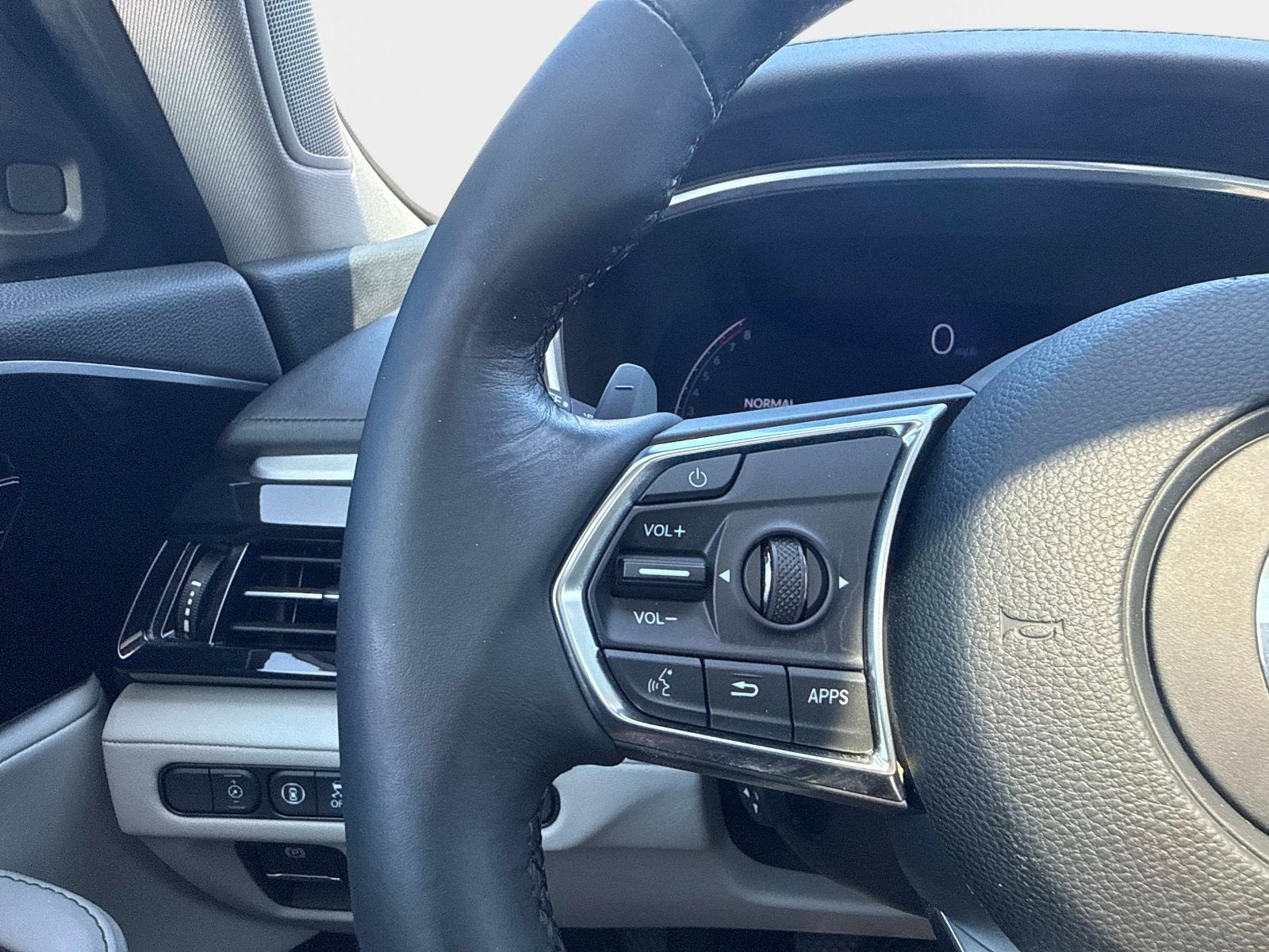 2023 Acura MDX w/Technology Package