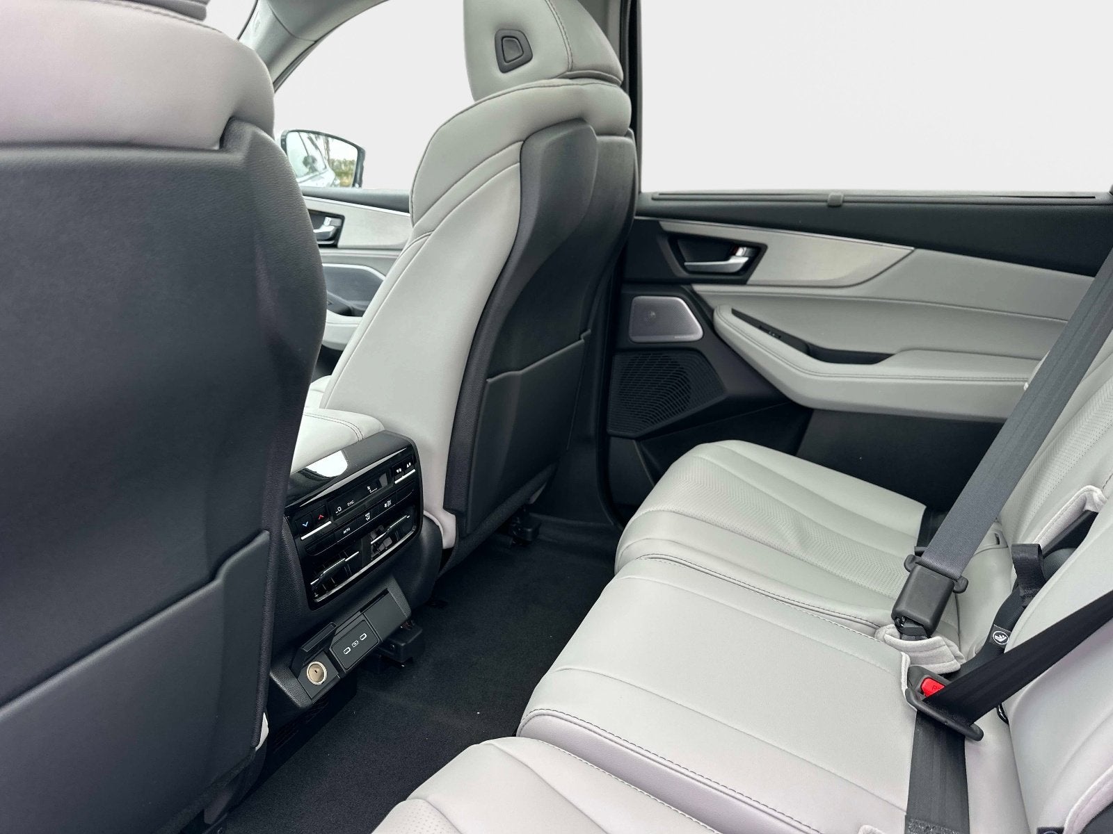 2026 Acura MDX w/Technology Package