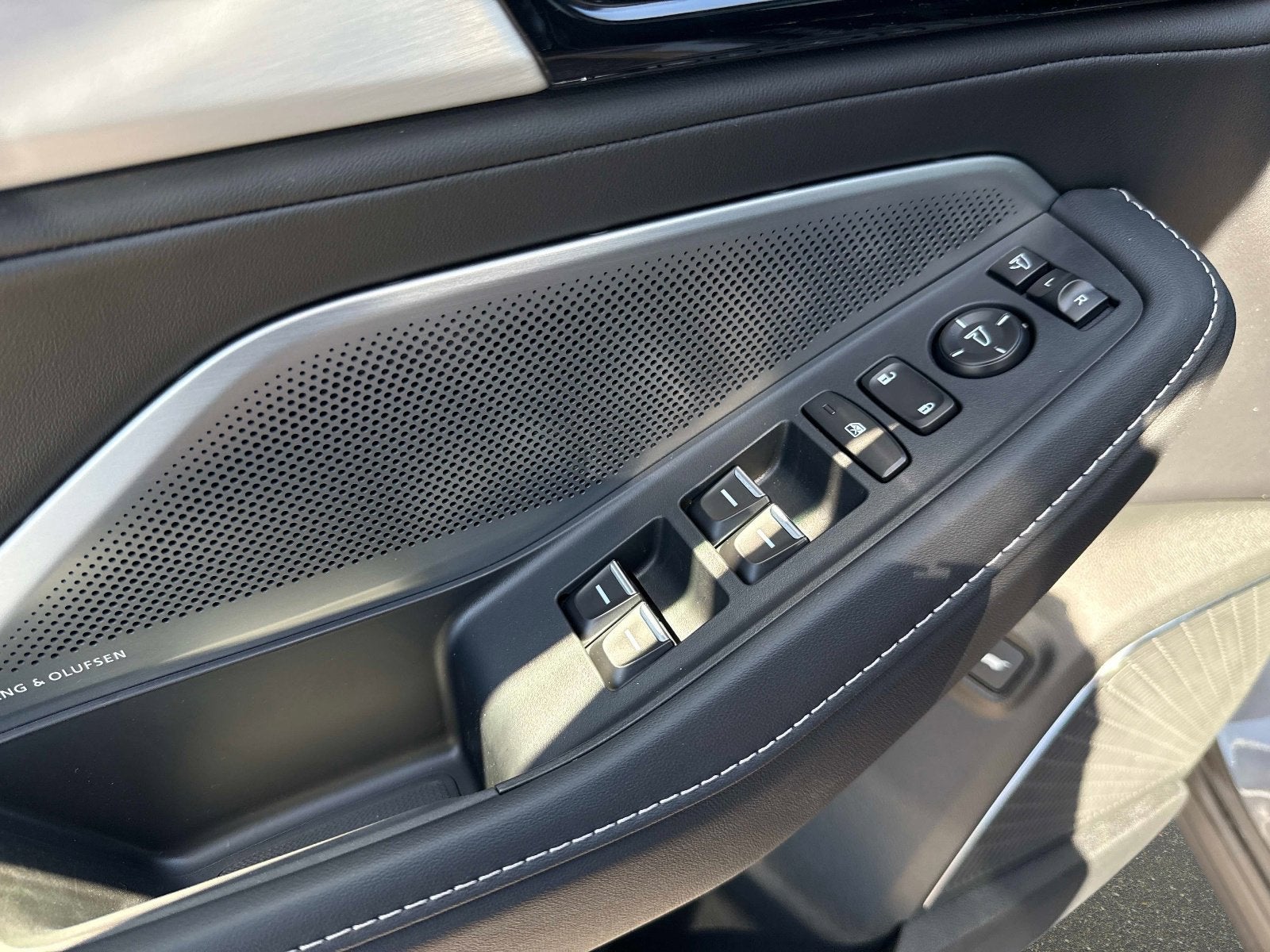 2026 Acura MDX w/Technology Package