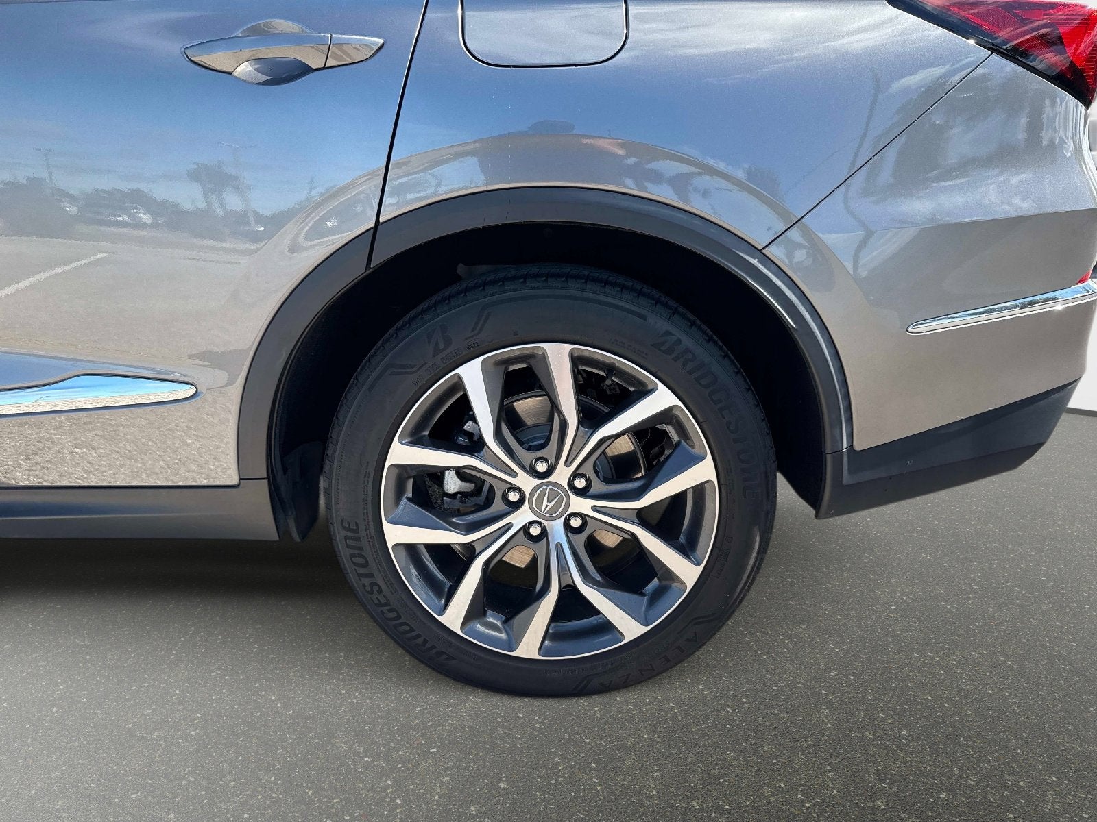 2023 Acura MDX w/Technology Package