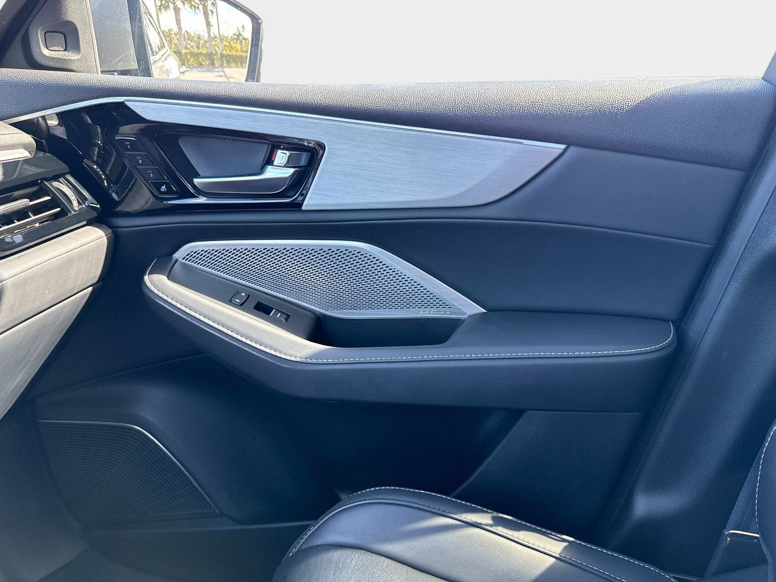 2023 Acura MDX w/Technology Package