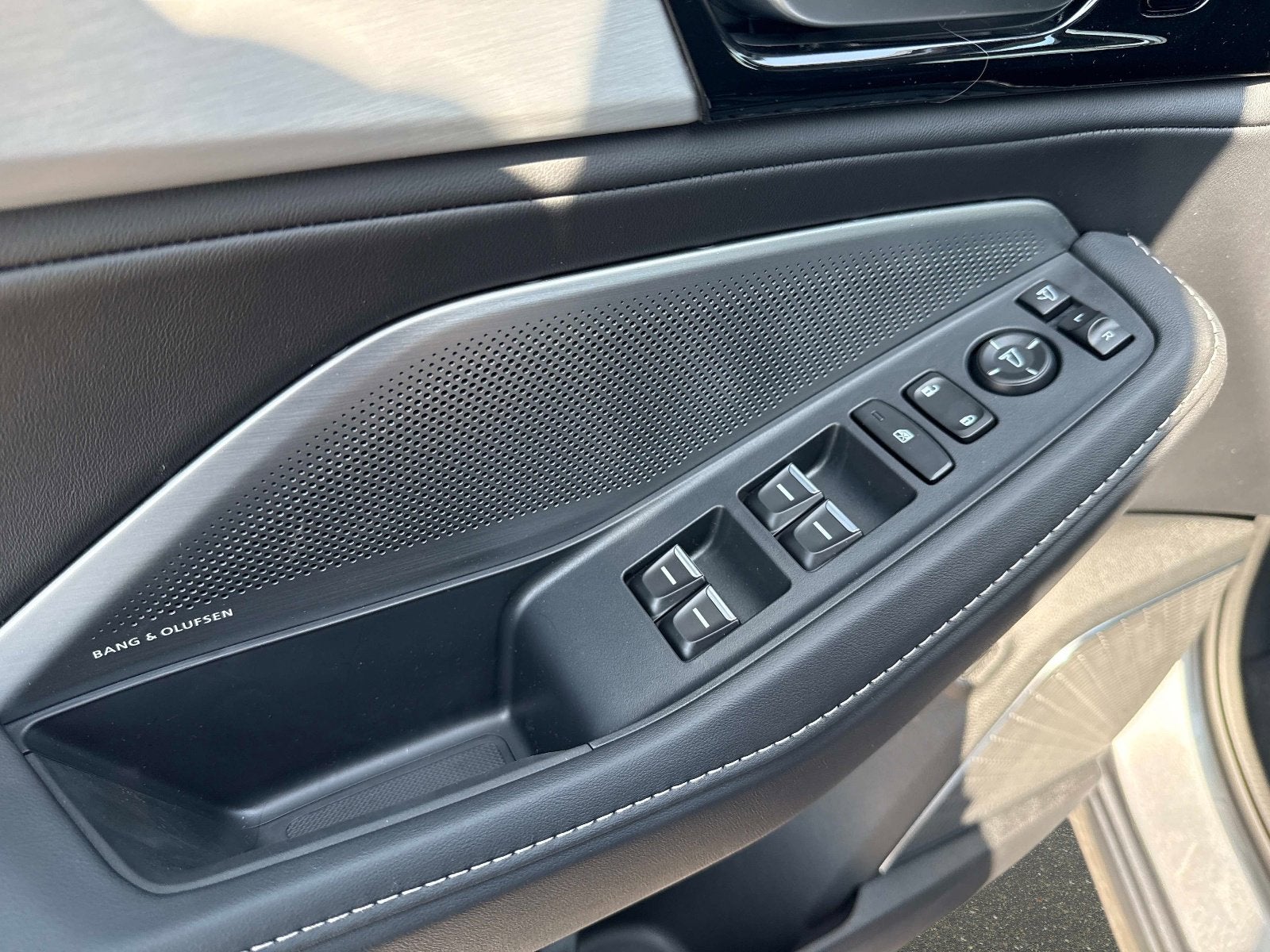 2026 Acura MDX w/Technology Package