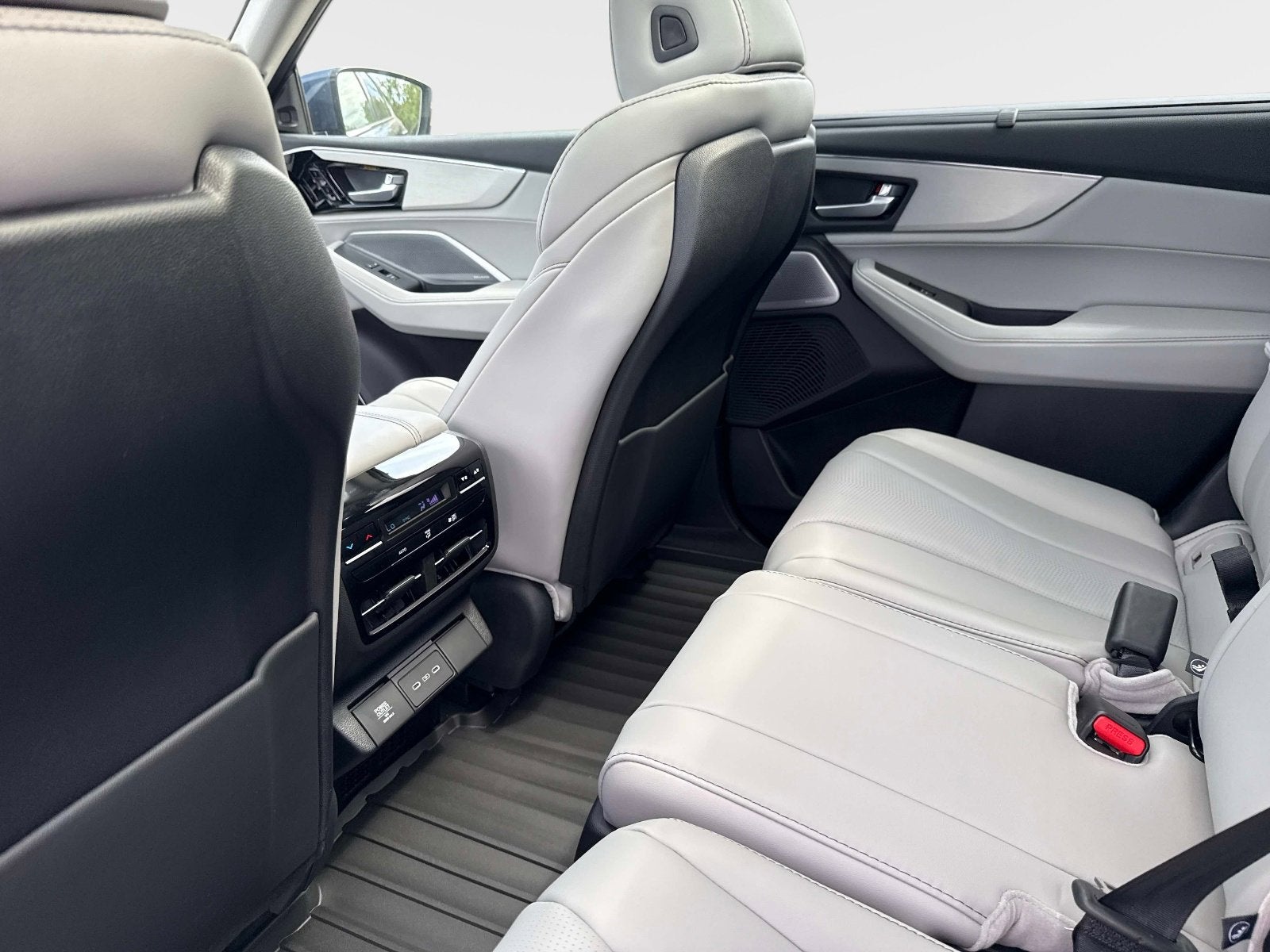 2026 Acura MDX w/Technology Package