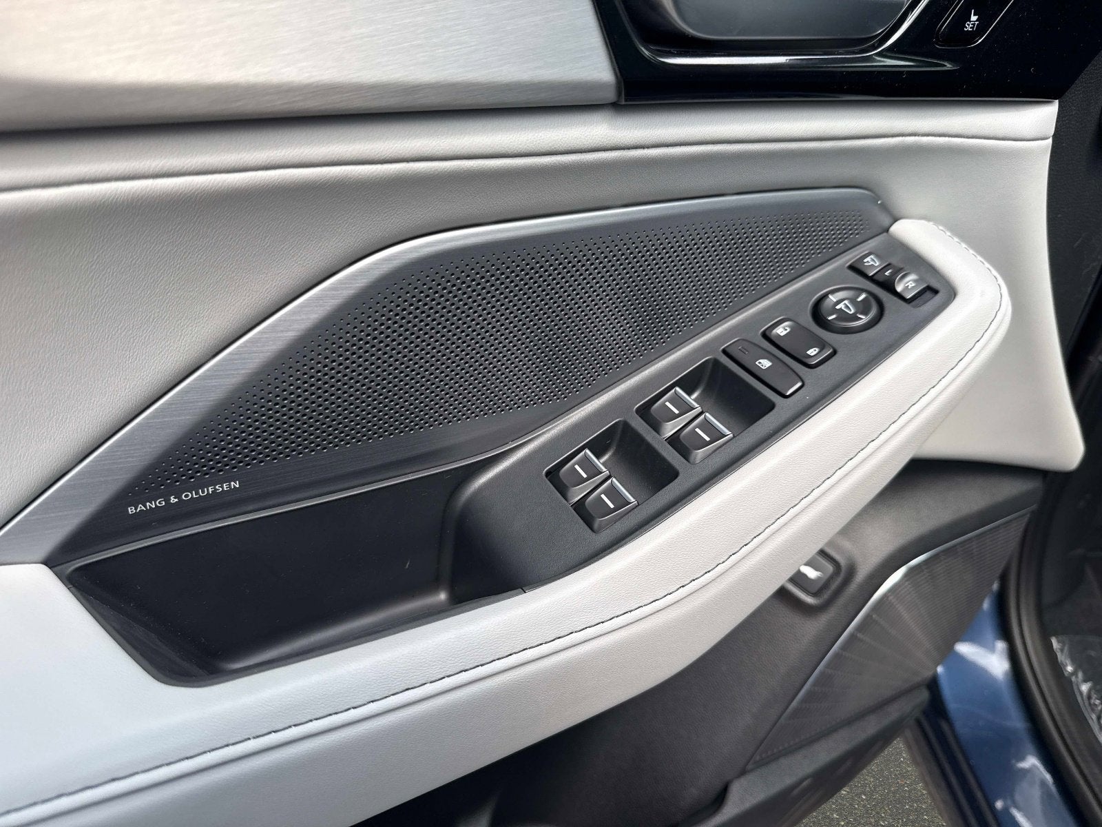 2026 Acura MDX w/Technology Package