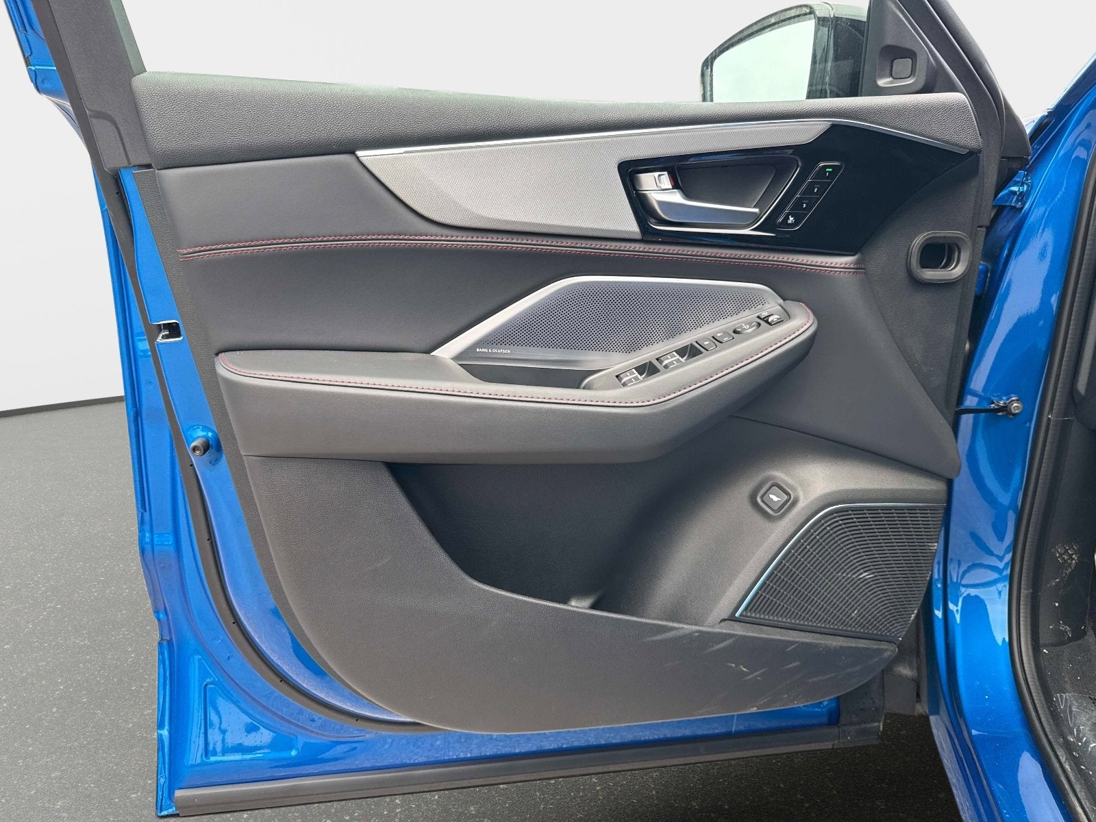 2026 Acura MDX w/A-Spec Package