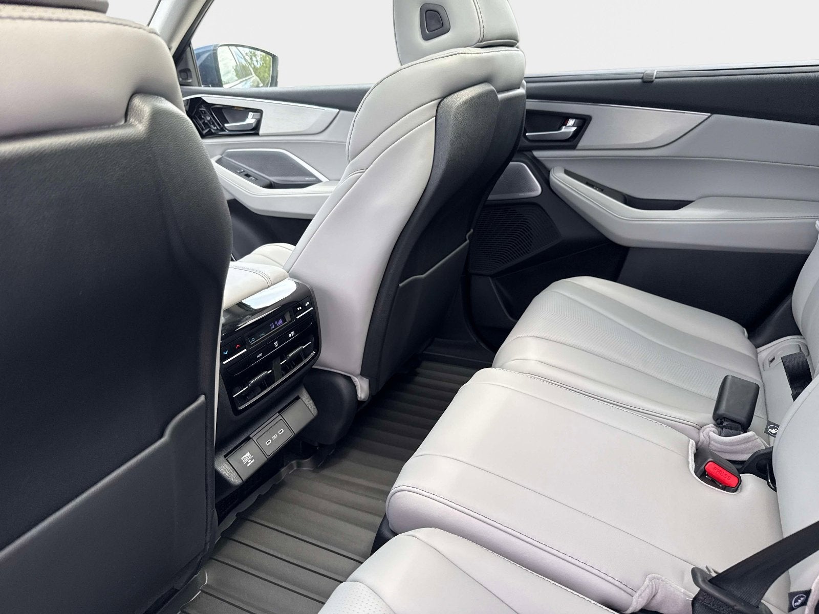 2026 Acura MDX w/Technology Package