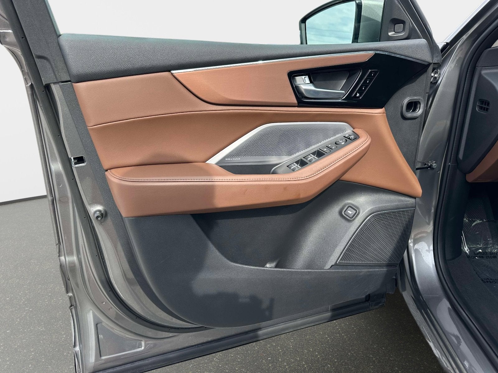 2025 Acura MDX w/Technology Package