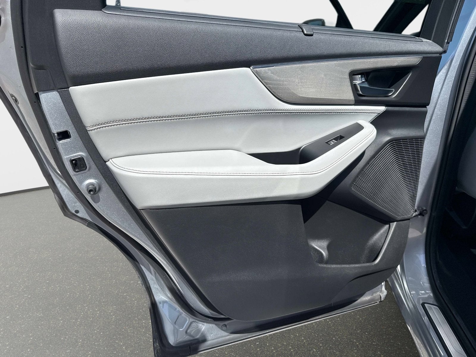 2023 Acura MDX w/Advance Package