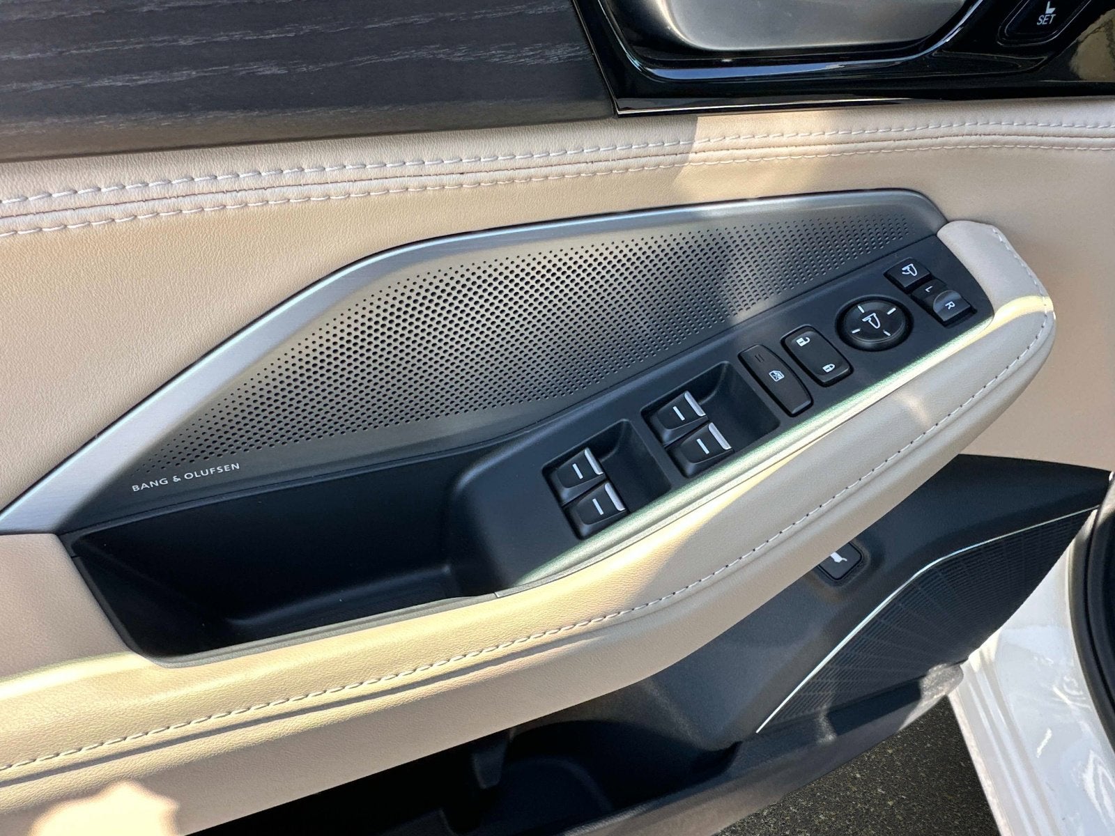 2026 Acura MDX w/Advance Package