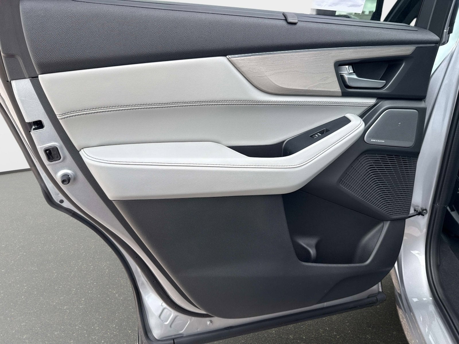 2026 Acura MDX w/Advance Package