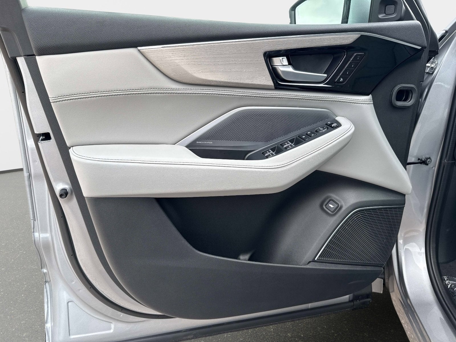 2026 Acura MDX w/Advance Package