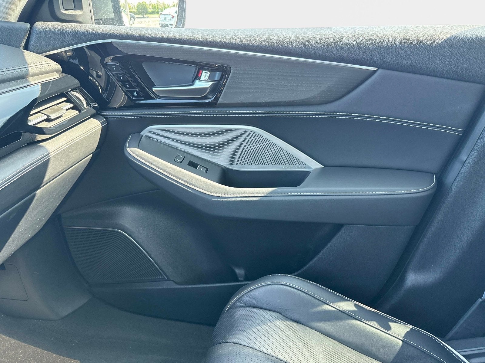 2024 Acura MDX w/Advance Package