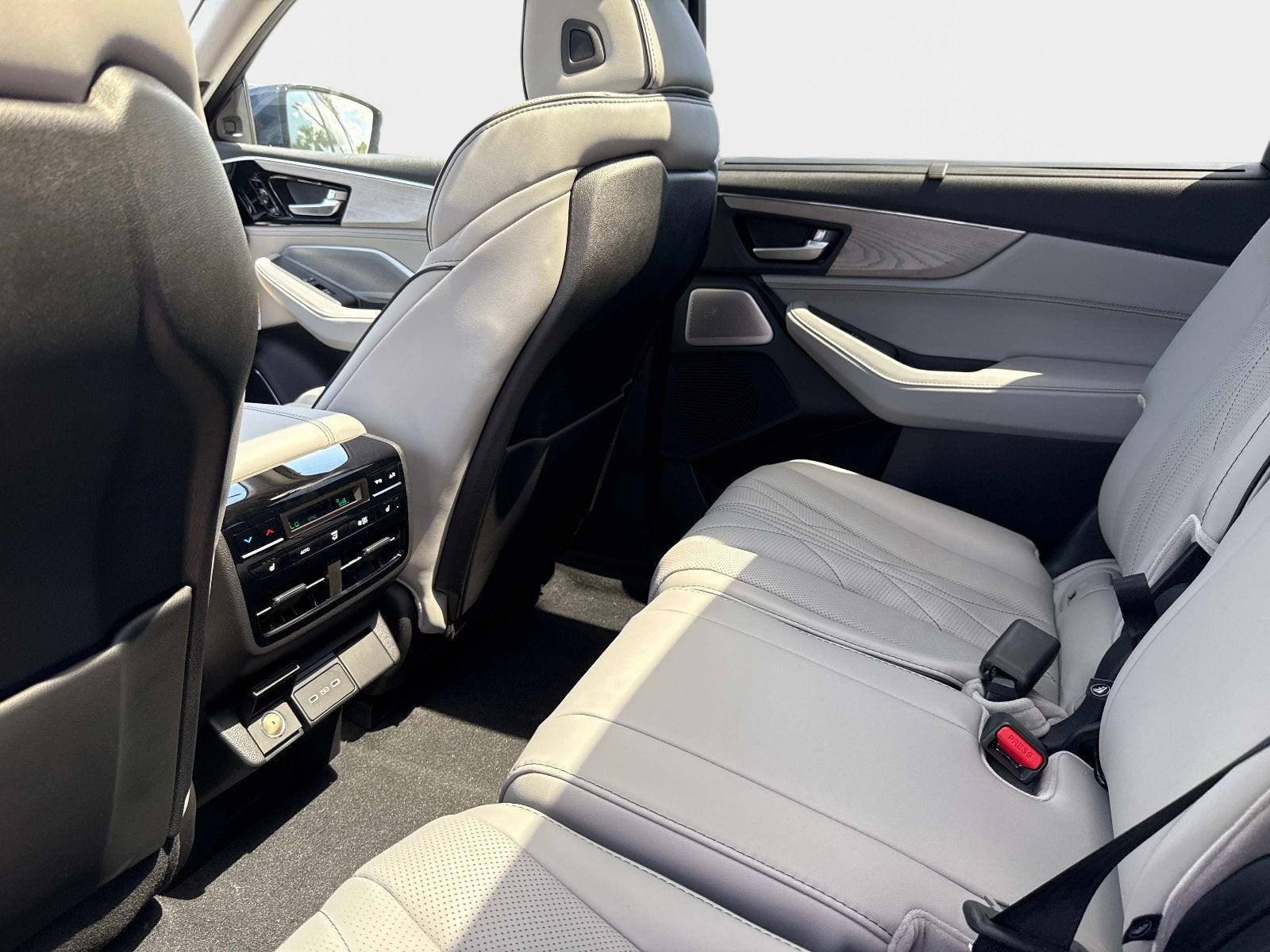 2026 Acura MDX w/Advance Package