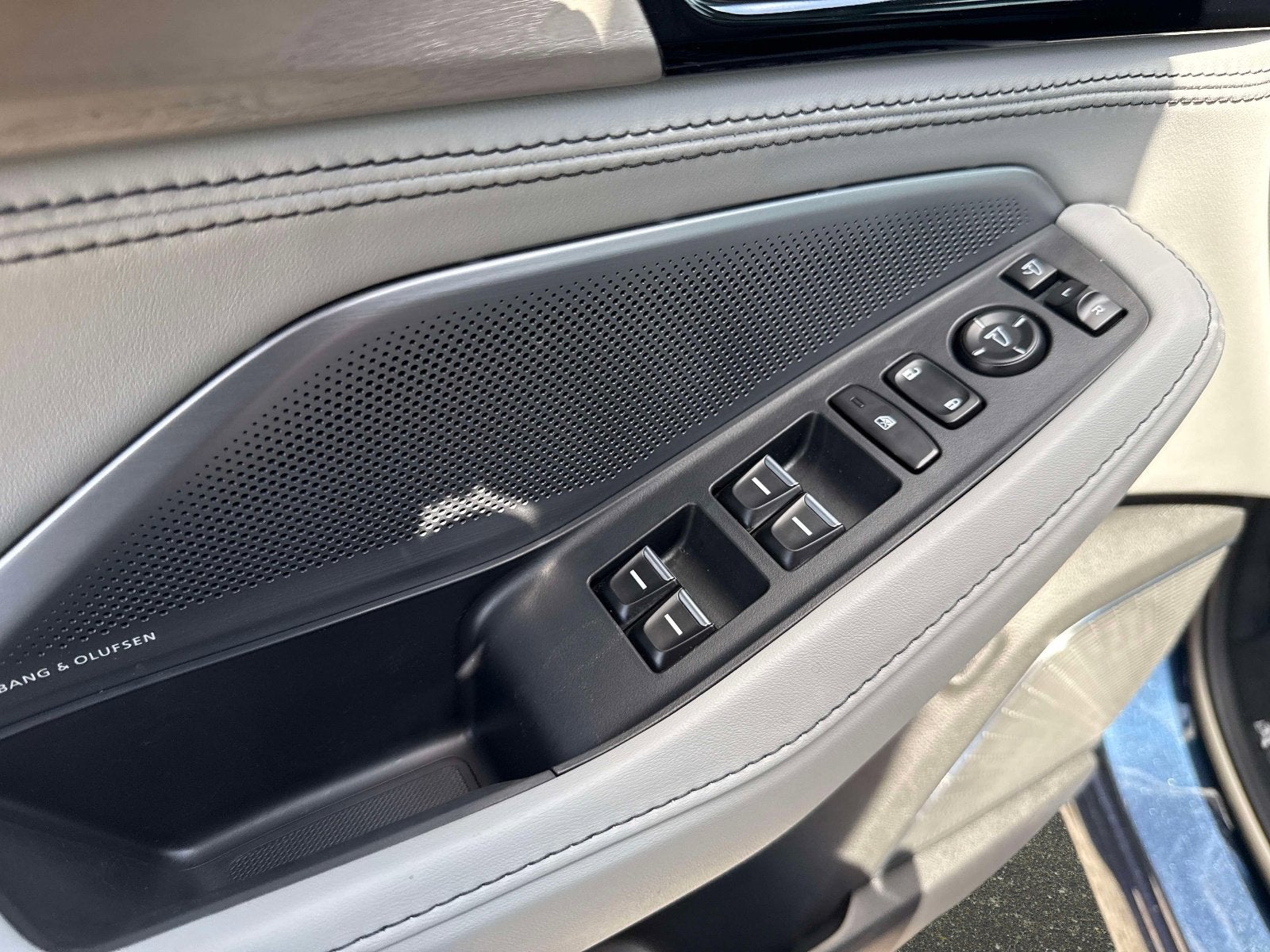 2026 Acura MDX w/Advance Package