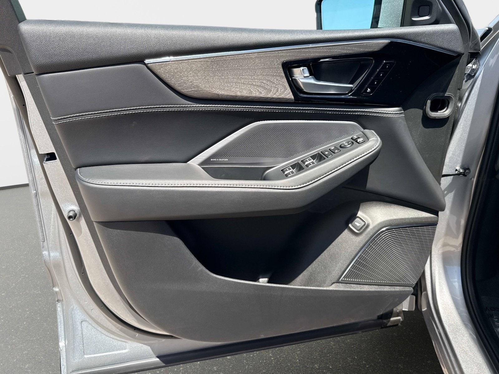 2026 Acura MDX w/Advance Package