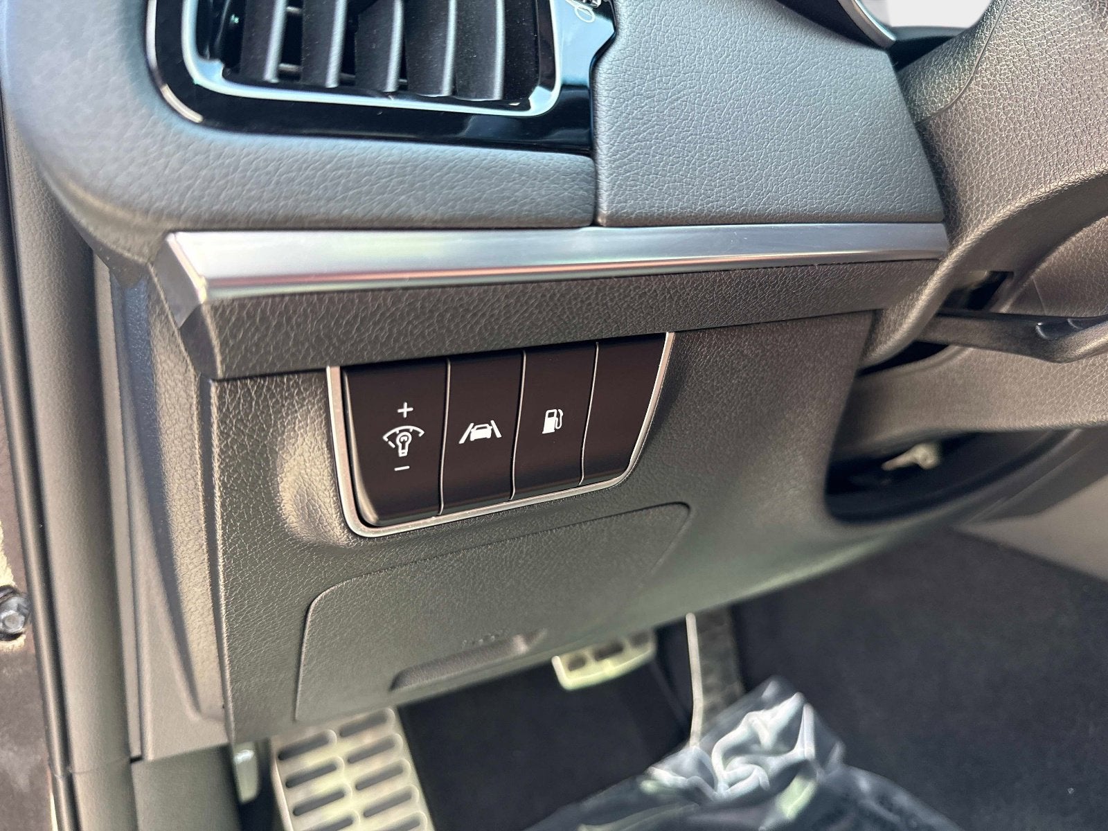 2023 Kia Stinger GT-Line