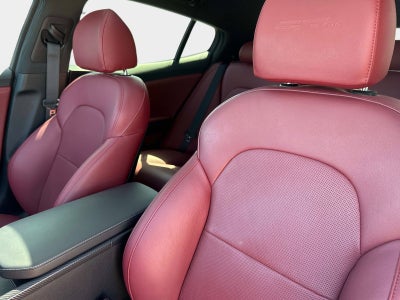 2023 Kia Stinger GT-Line