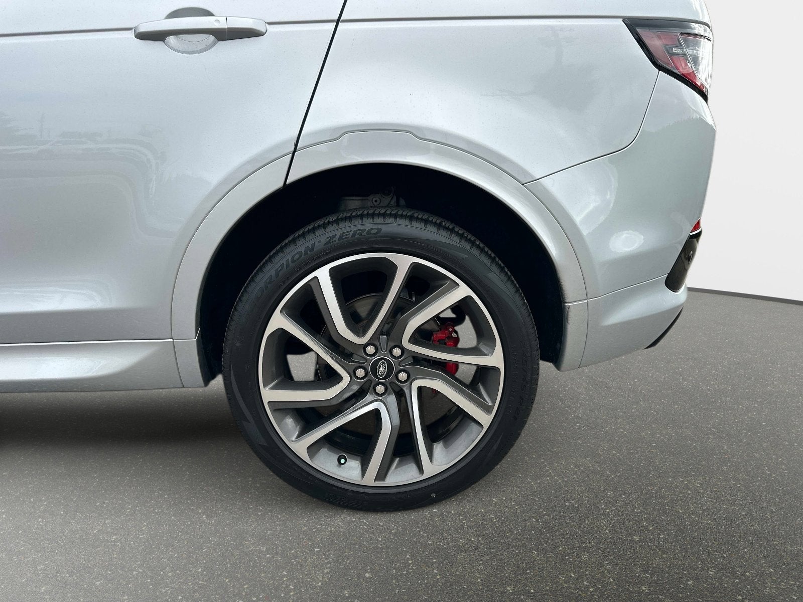 2023 Land Rover Discovery Sport SE R-Dynamic