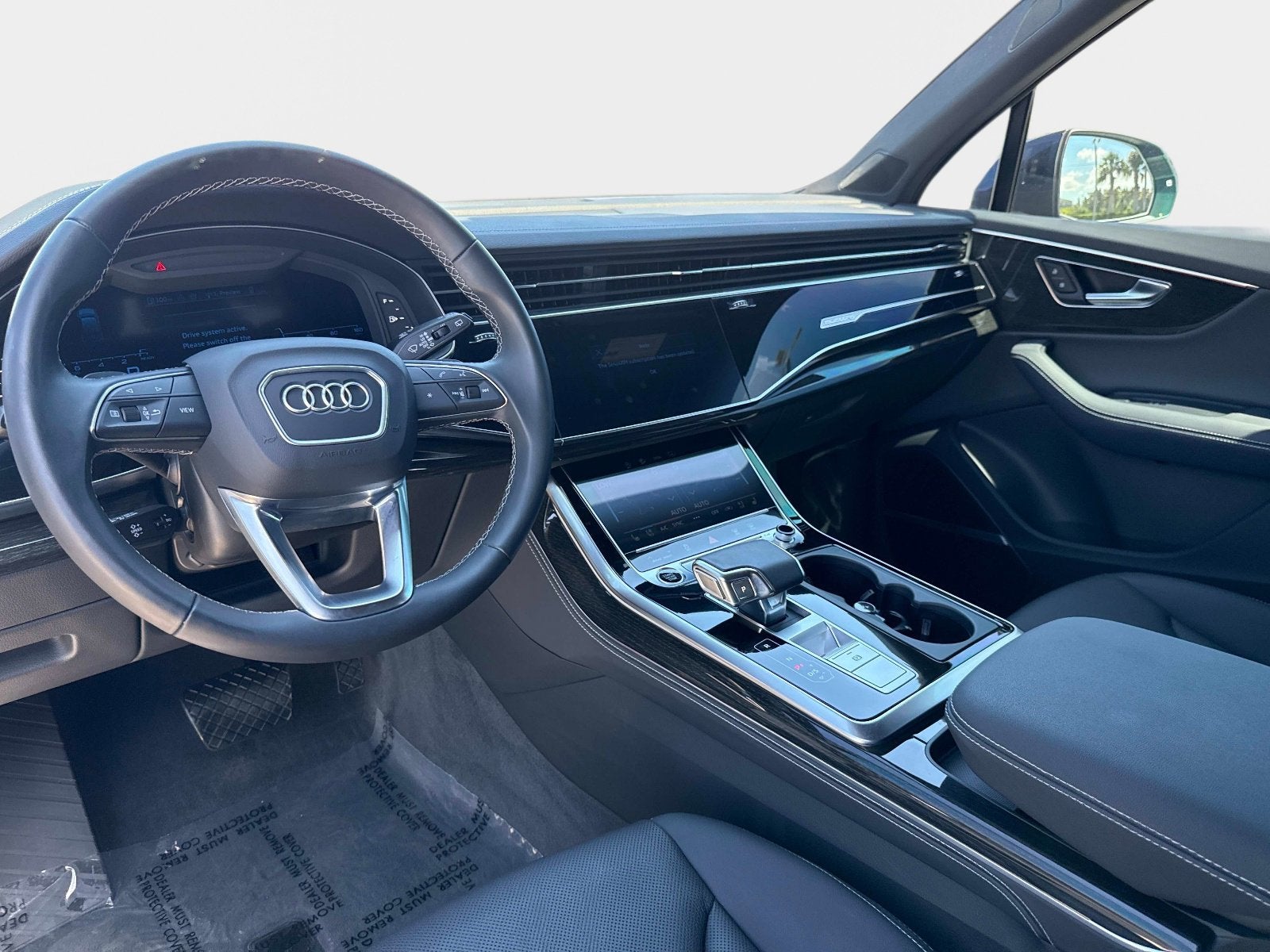 2025 Audi Q7 Premium Plus